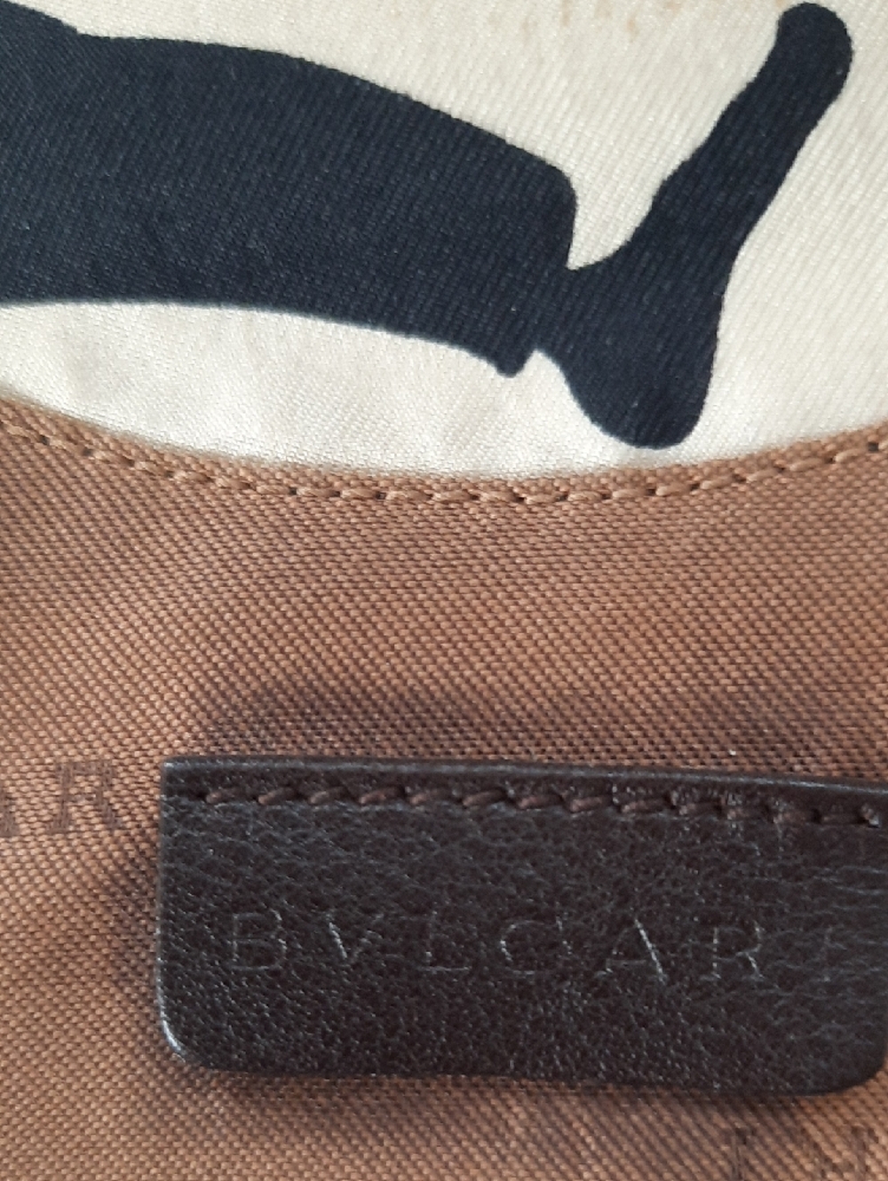 RARE Bulgari Black and Cream Graphic Satchel with Brown Round Handles - Picture 2 of 10